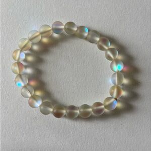 Iridescent Frosted Bead Stretch Bracelet - White